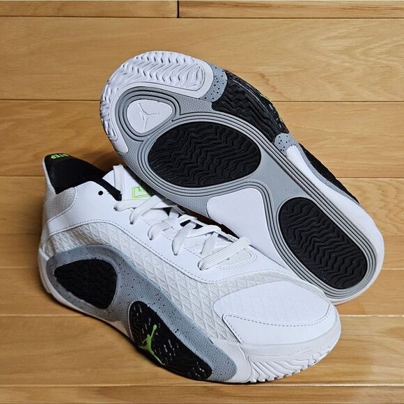 Nike Jordan Tatum 2 GS White Green Black Basketball Kids Sneaker Shoe FJ6459-100 - Picture 3 of 11